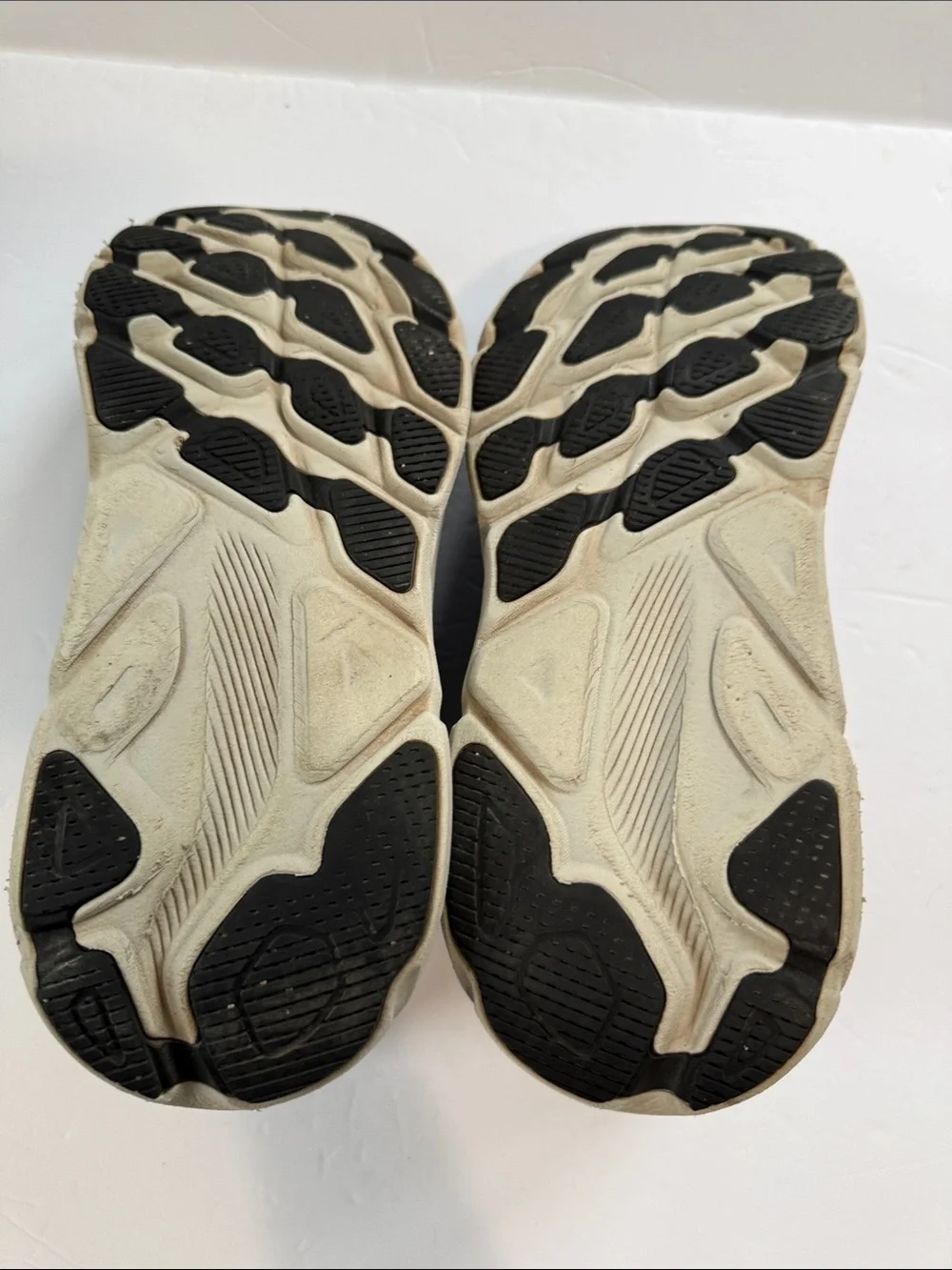 Hoka Men's Blue and Black Athletic Running shoes without insoles
